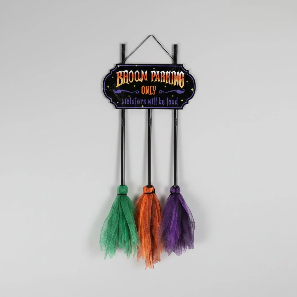 Halloween No Parking Anytime Broom Sign with Decorative Mesh Outdoor Yard Decoration - Image 4