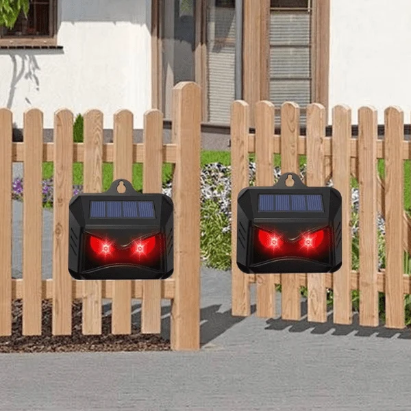 Rat and Mouse Deterrent with Electronic Ultrasonic Pest and Predator Light Eyes for Garden - Image 3